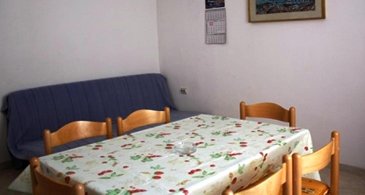 Cecillia Mare Apartments Rovinj Eksteriør billede
