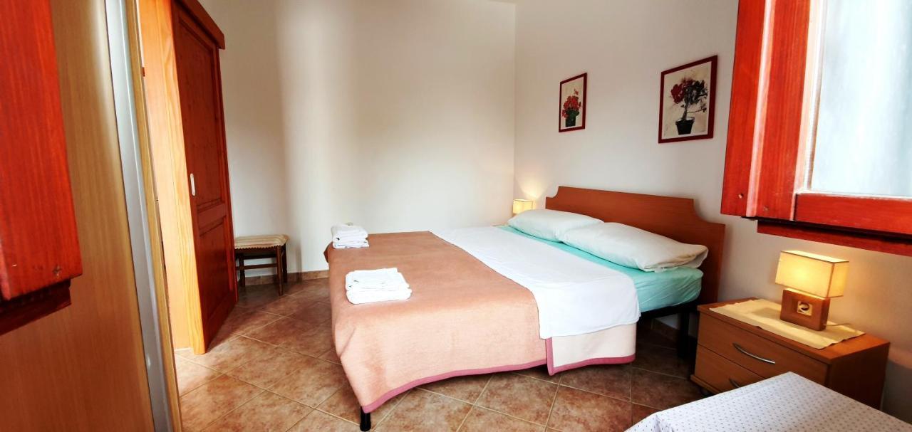 Cecillia Mare Apartments Rovinj Eksteriør billede