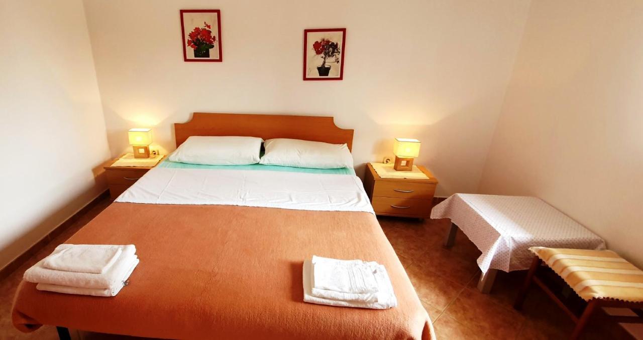 Cecillia Mare Apartments Rovinj Eksteriør billede