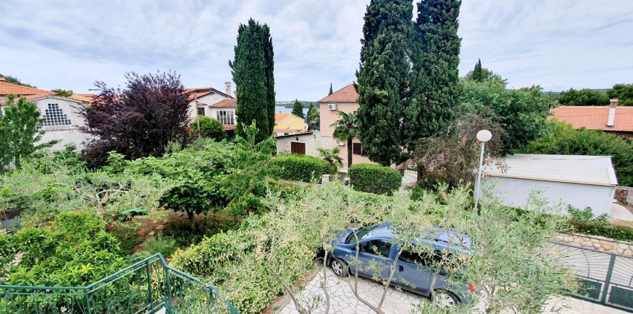Cecillia Mare Apartments Rovinj Eksteriør billede