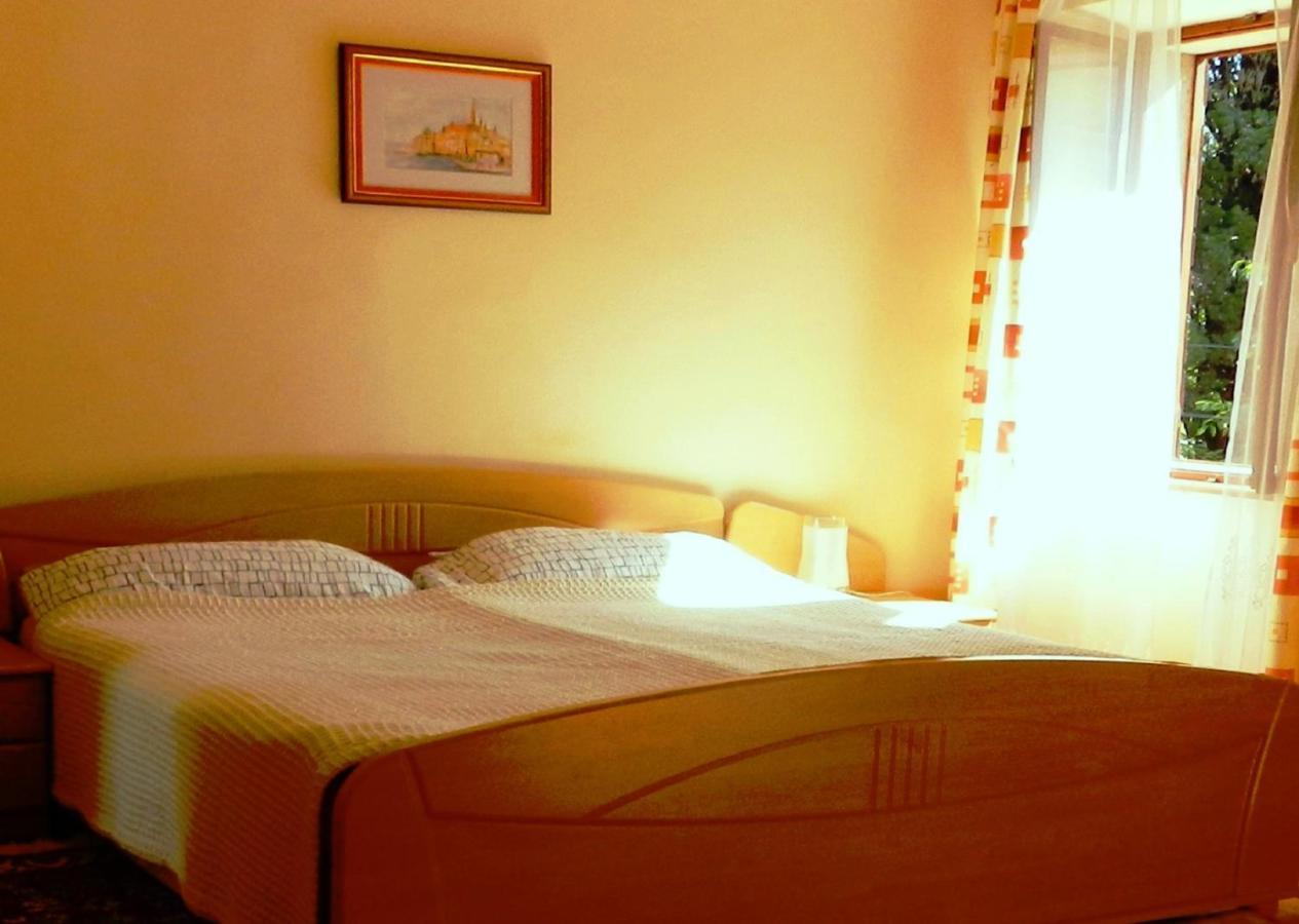 Cecillia Mare Apartments Rovinj Eksteriør billede
