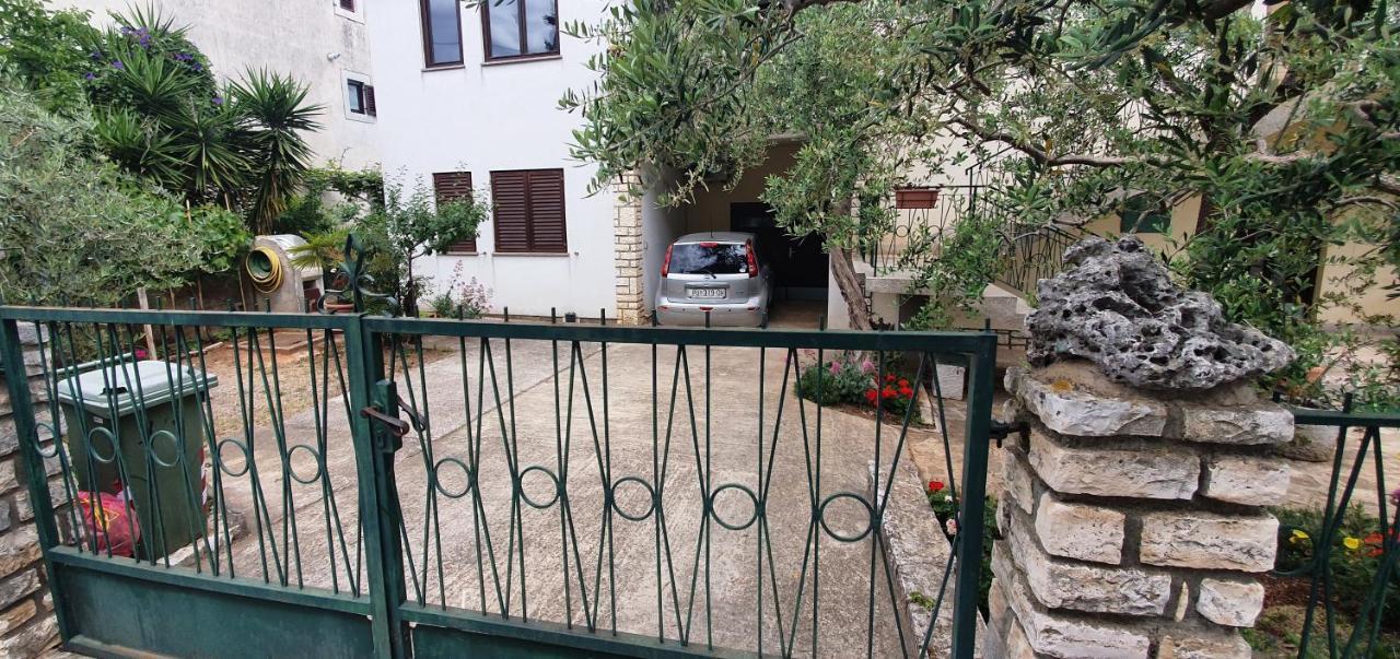 Cecillia Mare Apartments Rovinj Eksteriør billede