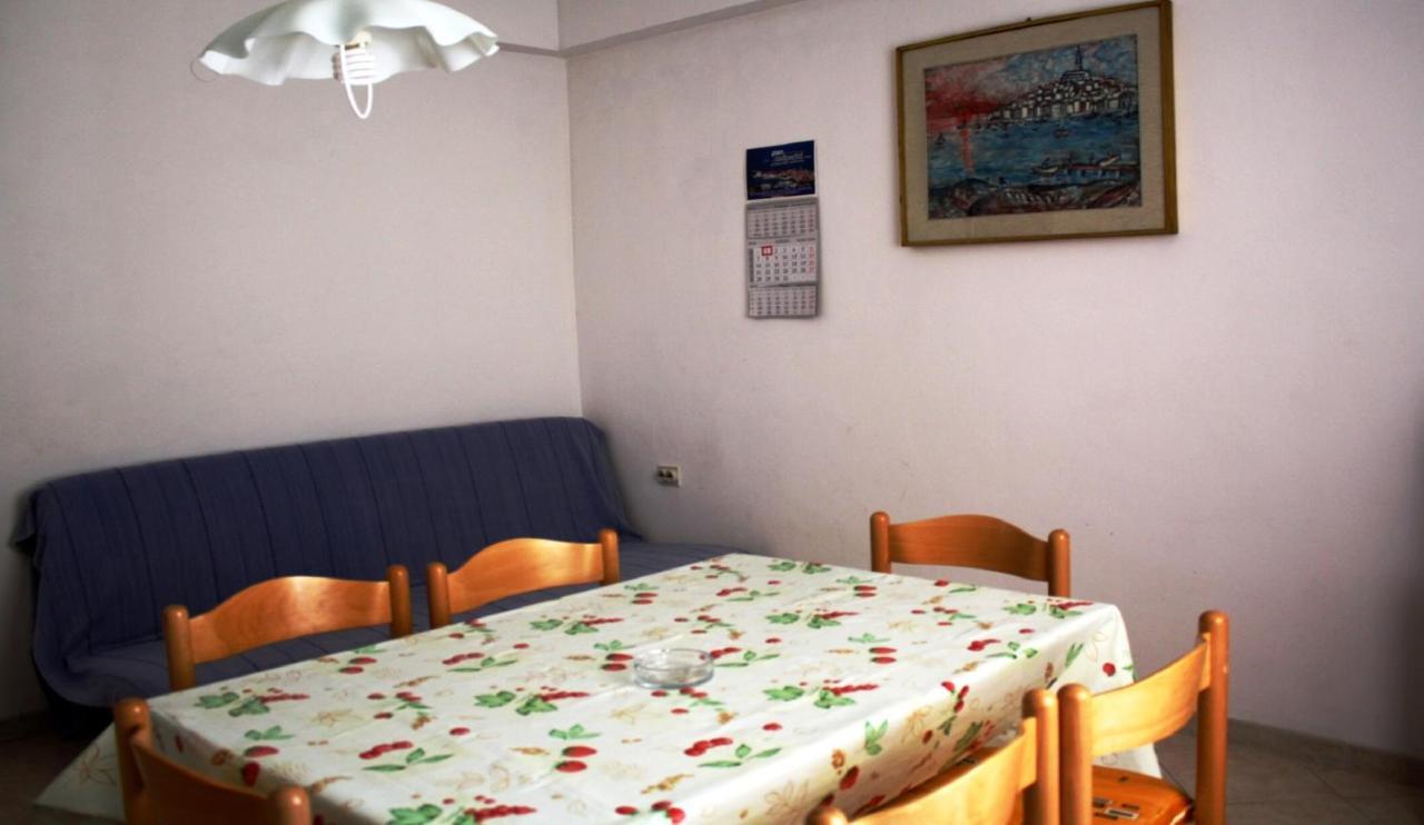 Cecillia Mare Apartments Rovinj Eksteriør billede